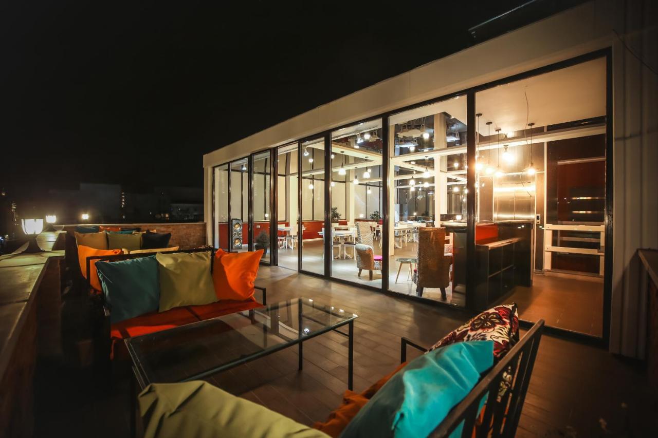 Hotel Rero Kutaisi Luaran gambar