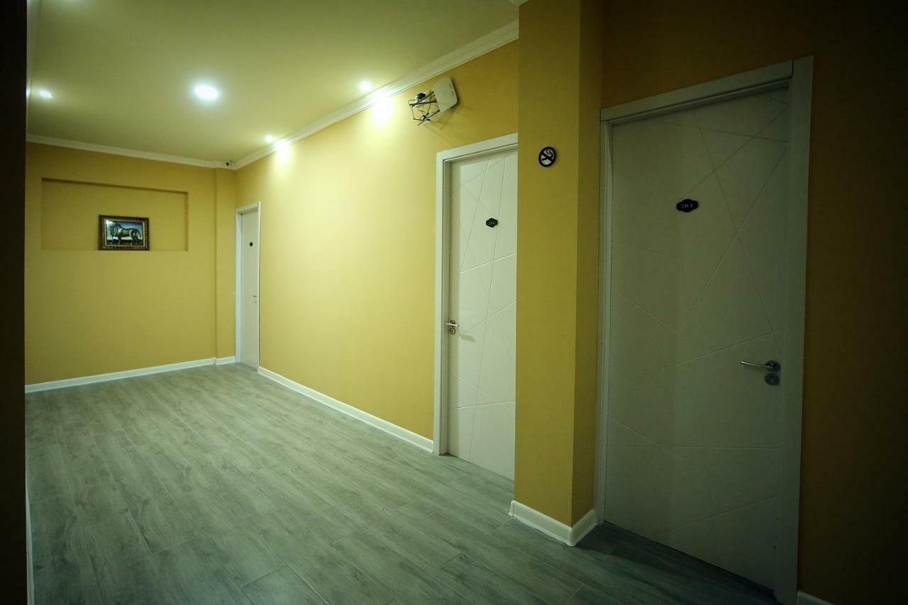 Hotel Rero Kutaisi Luaran gambar